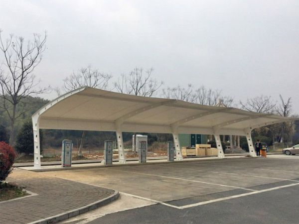 膜结构充电桩